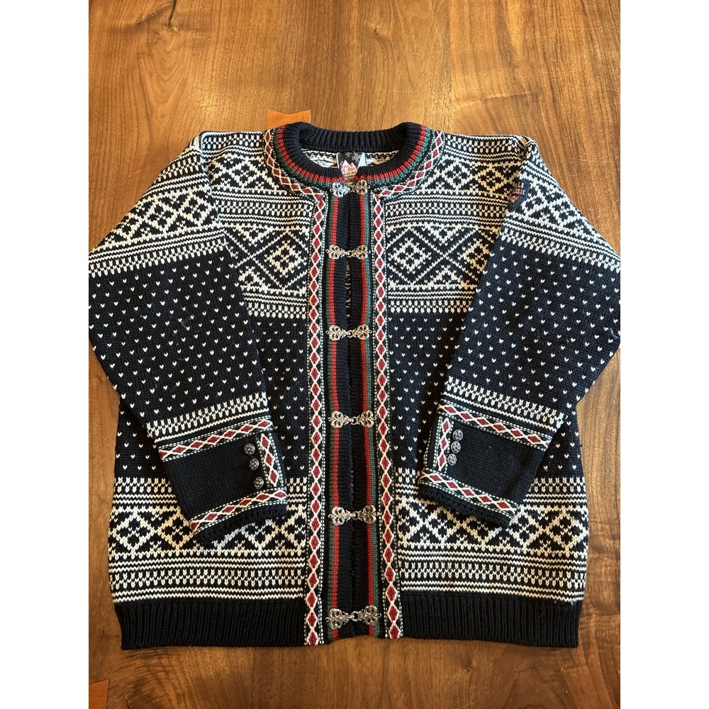 Vintage Dale of Norway Wool  Sweater Men's Size 44 Pewter Metal Closure Black
